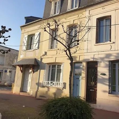 Holiday home Maison Plein Centre De *